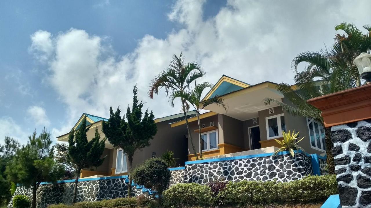 טגאל Grand Dian Hotel Guci מראה חיצוני תמונה