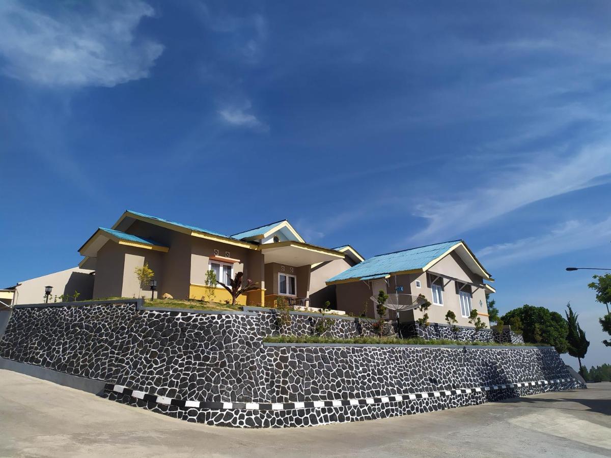 טגאל Grand Dian Hotel Guci מראה חיצוני תמונה