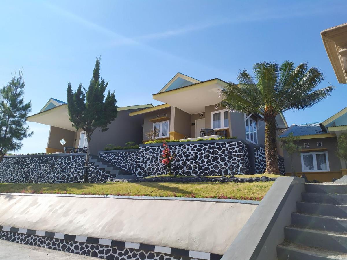 טגאל Grand Dian Hotel Guci מראה חיצוני תמונה