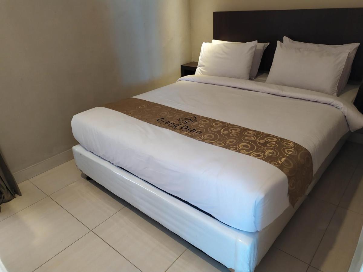 טגאל Grand Dian Hotel Guci מראה חיצוני תמונה
