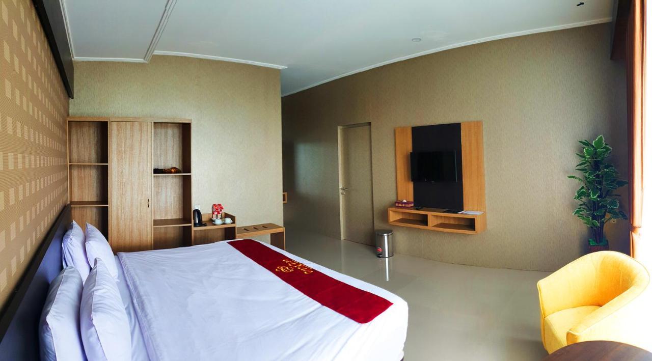 טגאל Grand Dian Hotel Guci מראה חיצוני תמונה