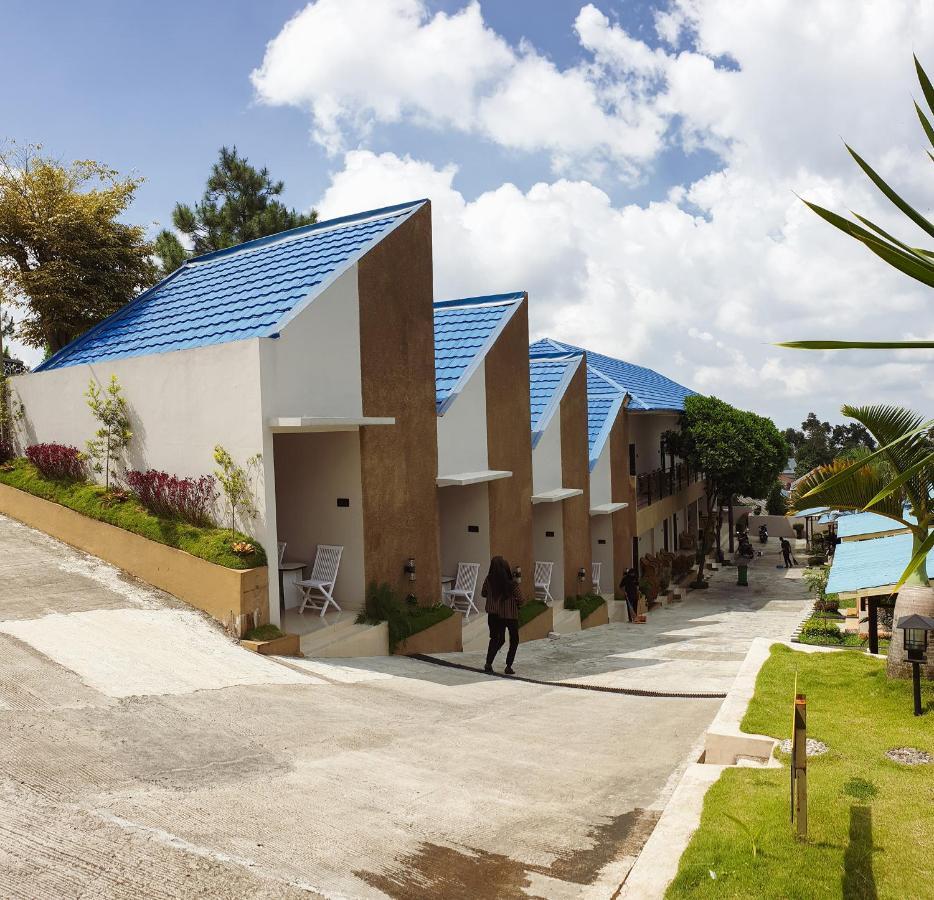 טגאל Grand Dian Hotel Guci מראה חיצוני תמונה