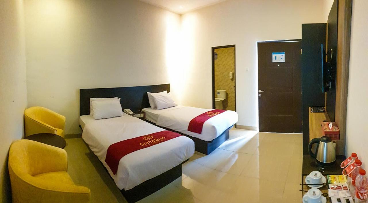 טגאל Grand Dian Hotel Guci מראה חיצוני תמונה