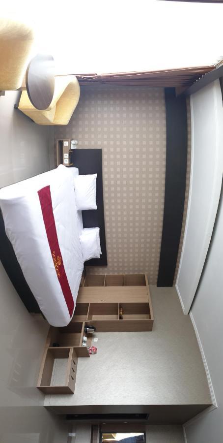 טגאל Grand Dian Hotel Guci מראה חיצוני תמונה